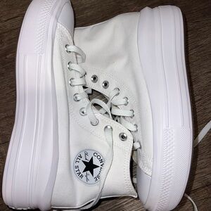 NWOT Converse MOVE Women's White High-Top Sneakers